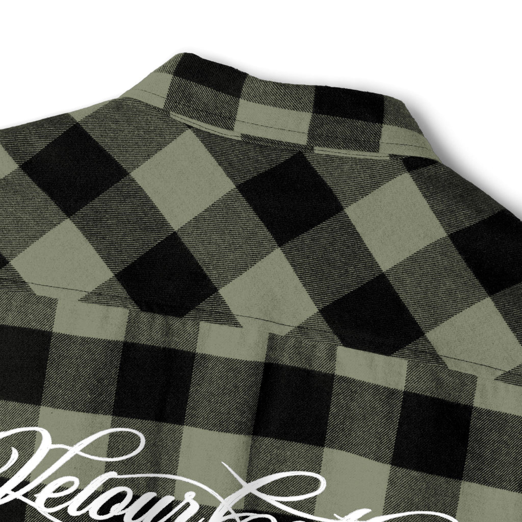 MODERN GRUNGE-INSPIRED FLANNEL